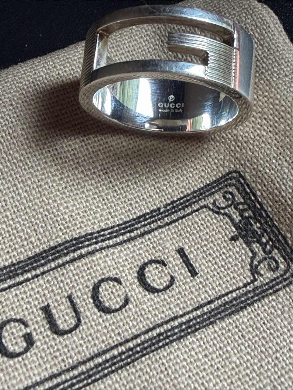 Gucci 925 Sterling Silver ‘G’ Cut-Out Ring Size 5.75 With Jewelry Dusty